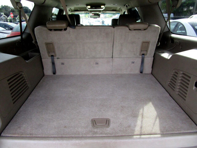 2015 Chevrolet Suburban in Tampa, FL 33604-6914 - 2231431 28