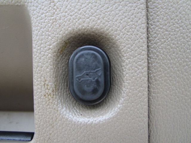 2015 Chevrolet Suburban in Tampa, FL 33604-6914 - 2231431 63