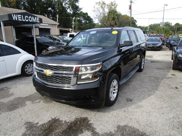 2015 Chevrolet Suburban in Tampa, FL 33604-6914 - 2231431 2