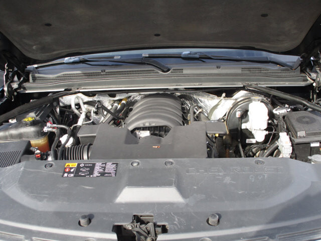 2015 Chevrolet Suburban in Tampa, FL 33604-6914 - 2231431 24