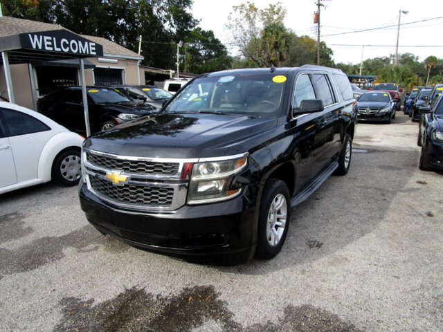 2015 Chevrolet Suburban in Tampa, FL 33604-6914 - 2231431 2