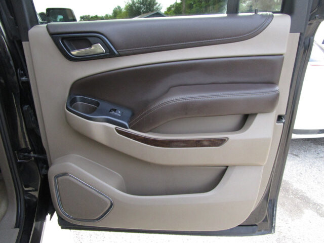 2015 Chevrolet Suburban in Tampa, FL 33604-6914 - 2231431 56