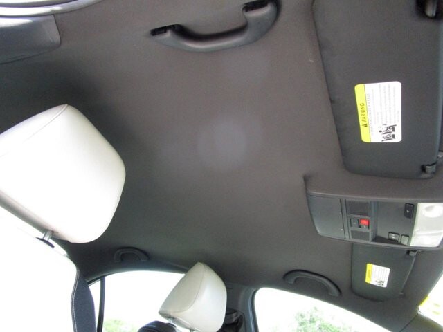 2016 Volkswagen Jetta in Tampa, FL 33604-6914 - 2231432 13