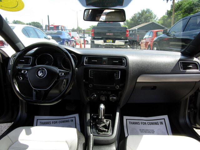 2016 Volkswagen Jetta in Tampa, FL 33604-6914 - 2231432 3