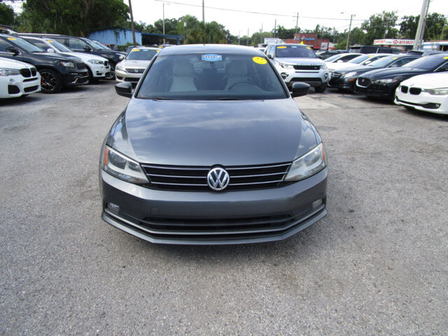 2016 Volkswagen Jetta in Tampa, FL 33604-6914 - 2231432 22