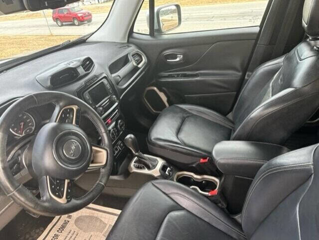 2015 Jeep Renegade in Commerce, GA 30529 - 2232031 9