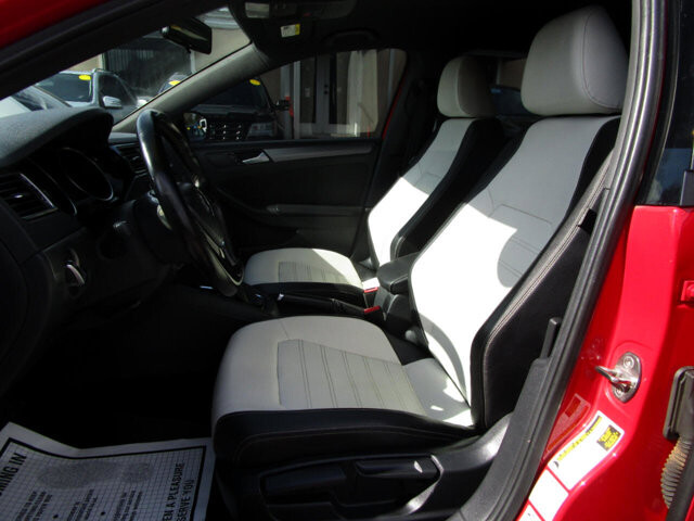 2016 Volkswagen Jetta in Tampa, FL 33604-6914 - 2234124 66