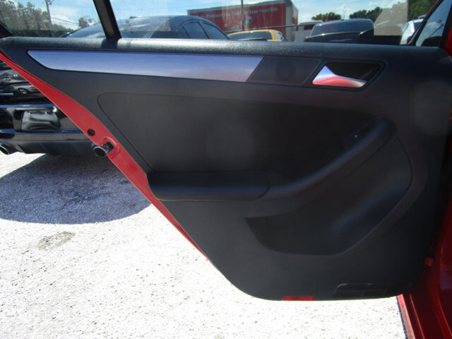 2016 Volkswagen Jetta in Tampa, FL 33604-6914 - 2234124 45