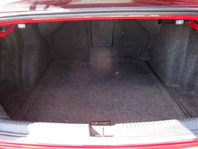 2016 Volkswagen Jetta in Tampa, FL 33604-6914 - 2234124 25