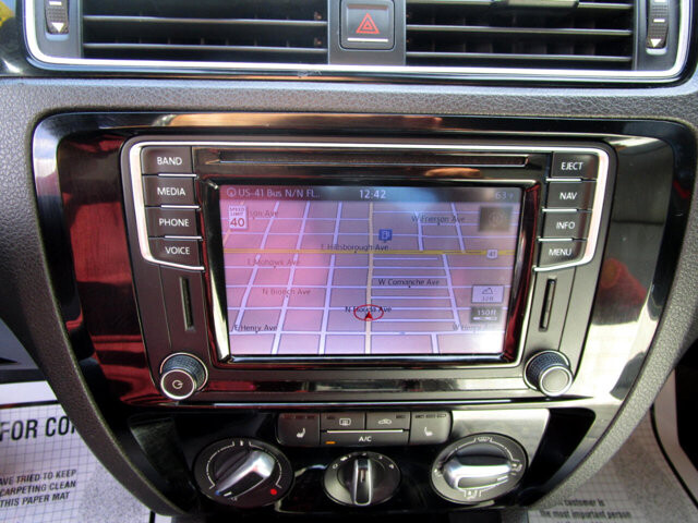 2016 Volkswagen Jetta in Tampa, FL 33604-6914 - 2234124 64