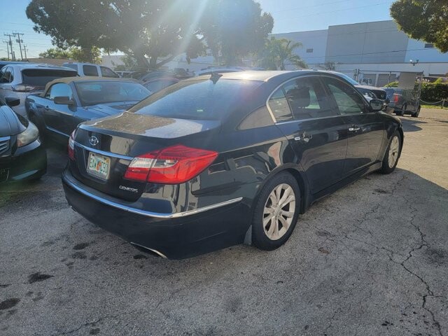 2013 Hyundai Genesis in Pompano Beach, FL 33064 - 2234154 15