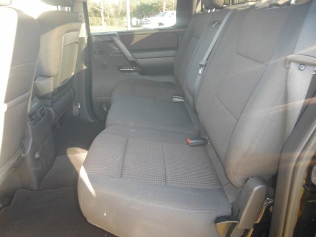 2010 Nissan Titan in Holiday, FL 34690 - 2234859 22