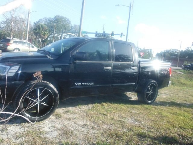2010 Nissan Titan in Holiday, FL 34690 - 2234859 18