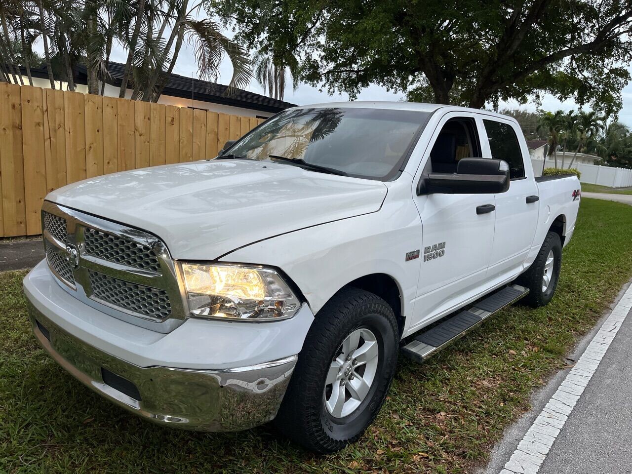 2015 RAM 1500 in Hollywood, FL 33023-1906 - 2235329