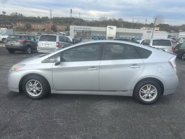 2010 Toyota Prius in Hickory, NC 28602-5144 - 2235602 24