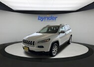 2016 Jeep Cherokee in Madison, WI 53718 - 2236256 5