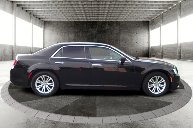 2015 Chrysler 300 in tucson, AZ 85719 - 2236611