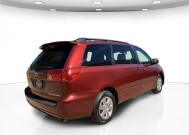 2007 Toyota Sienna in Searcy, AR 72143 - 2237372 24
