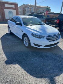 2017 Ford Taurus in Ardmore, OK 73401