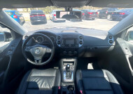 2013 Volkswagen Tiguan in Columbus, IN 47201 - 2238043 17