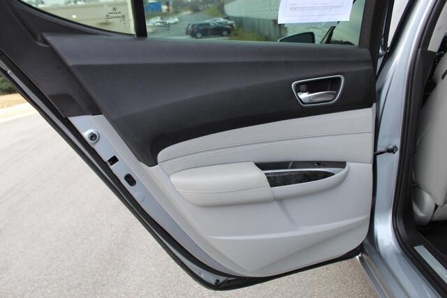 2018 Acura TLX in Decatur, GA 30032 - 2238119 82