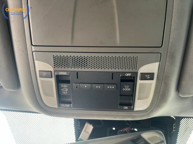 2018 Acura TLX in Decatur, GA 30032 - 2238119 35