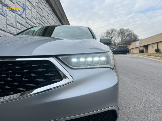 2018 Acura TLX in Decatur, GA 30032 - 2238119 15