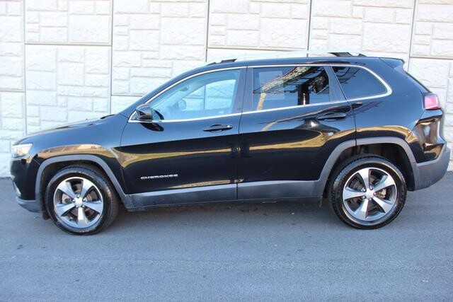 2019 Jeep Cherokee in Decatur, GA 30032 - 2238121 126