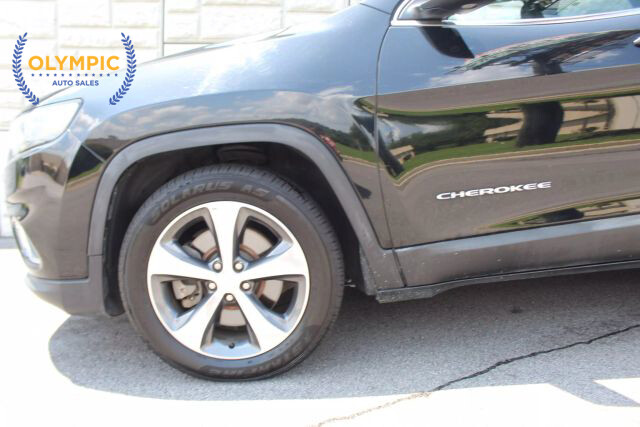 2019 Jeep Cherokee in Decatur, GA 30032 - 2238121 54