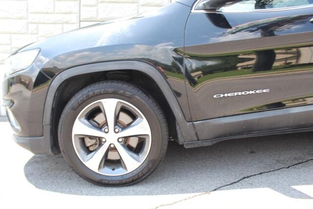 2019 Jeep Cherokee in Decatur, GA 30032 - 2238121 91