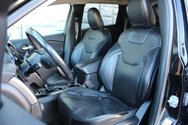 2019 Jeep Cherokee in Decatur, GA 30032 - 2238121 145