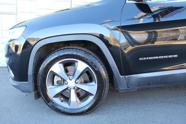2019 Jeep Cherokee in Decatur, GA 30032 - 2238121 128