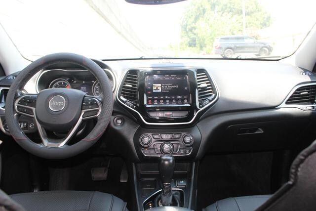 2019 Jeep Cherokee in Decatur, GA 30032 - 2238121 96