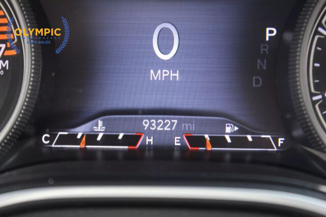 2019 Jeep Cherokee in Decatur, GA 30032 - 2238121 64