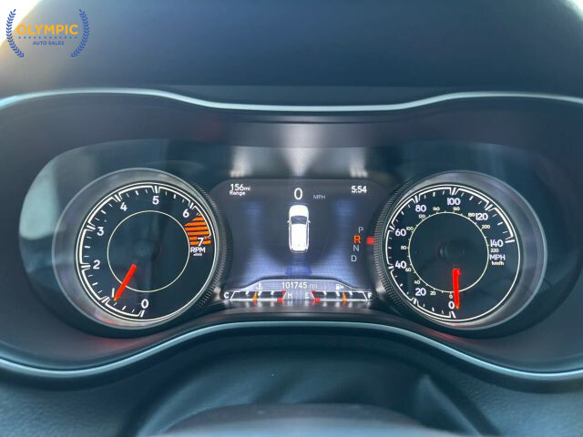 2019 Jeep Cherokee in Decatur, GA 30032 - 2238121 25