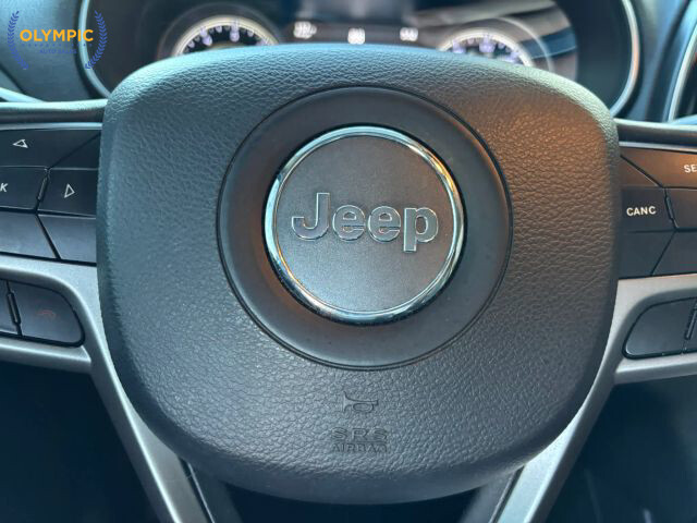 2019 Jeep Cherokee in Decatur, GA 30032 - 2238121 23