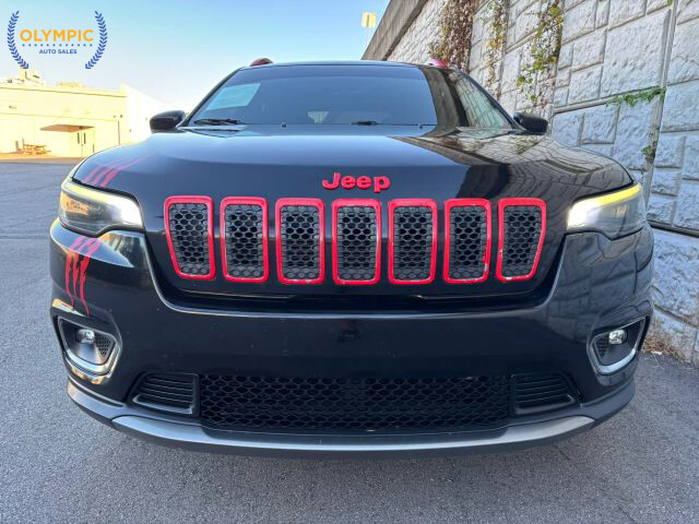 2019 Jeep Cherokee in Decatur, GA 30032 - 2238121 16