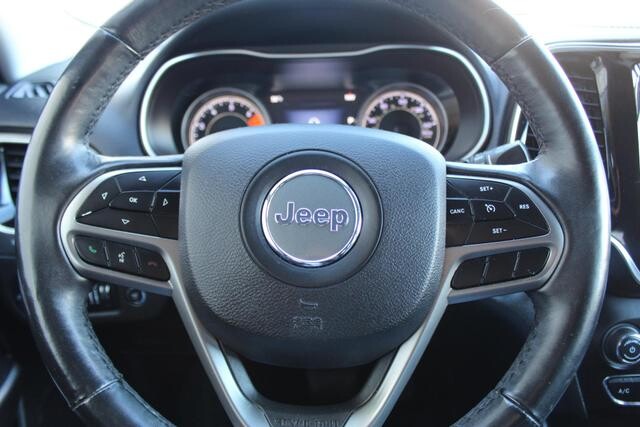 2019 Jeep Cherokee in Decatur, GA 30032 - 2238121 136