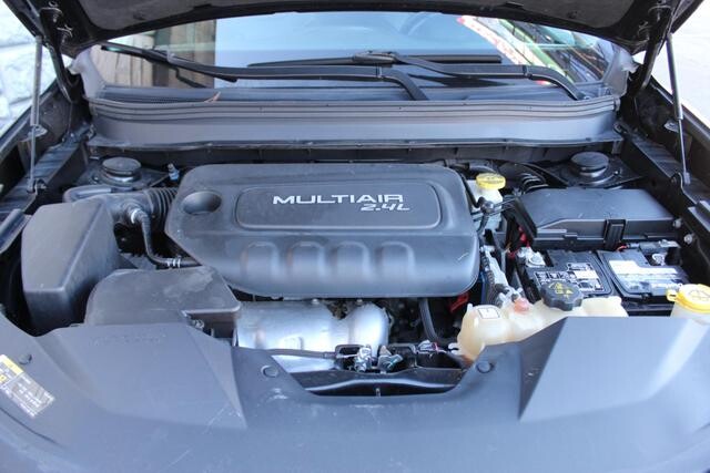 2019 Jeep Cherokee in Decatur, GA 30032 - 2238121 156