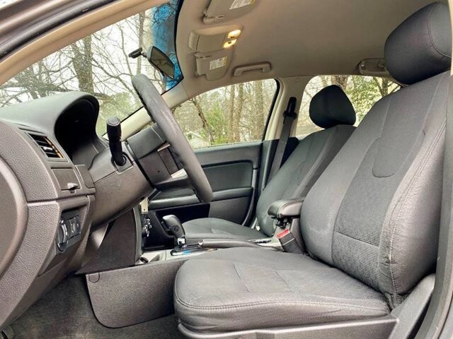 2012 Ford Fusion in Commerce, GA 30529 - 2238608 25