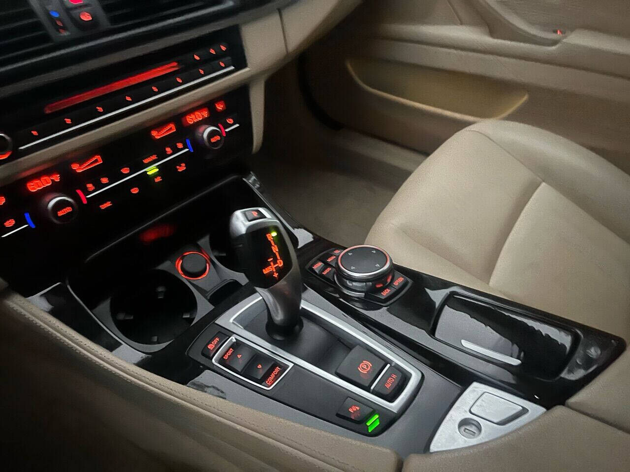 2015 BMW 528i in Hollywood, FL 33023-1906 - 2239483 20