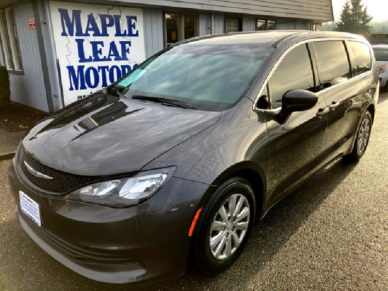2018 Chrysler Pacifica in Tacoma, WA 98409 - 2239490