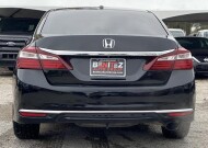 2017 Honda Accord in Dallas, TX 75212 - 2239982 5