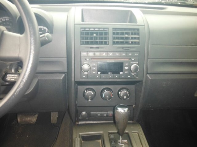 2007 Dodge Nitro in Holiday, FL 34690 - 2240722 6