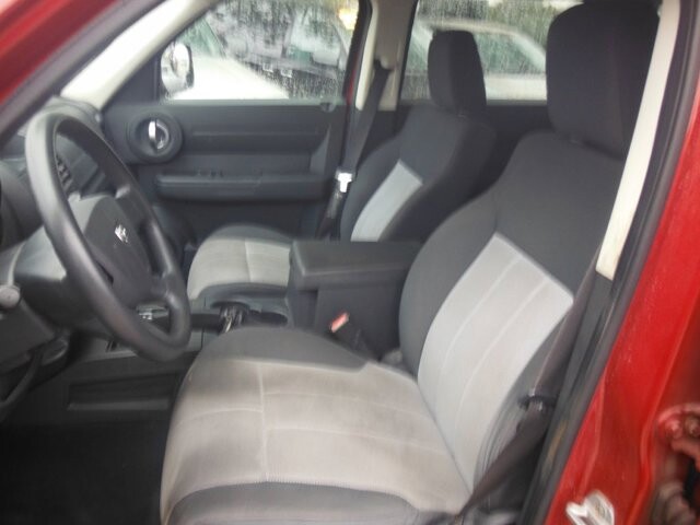 2007 Dodge Nitro in Holiday, FL 34690 - 2240722 4