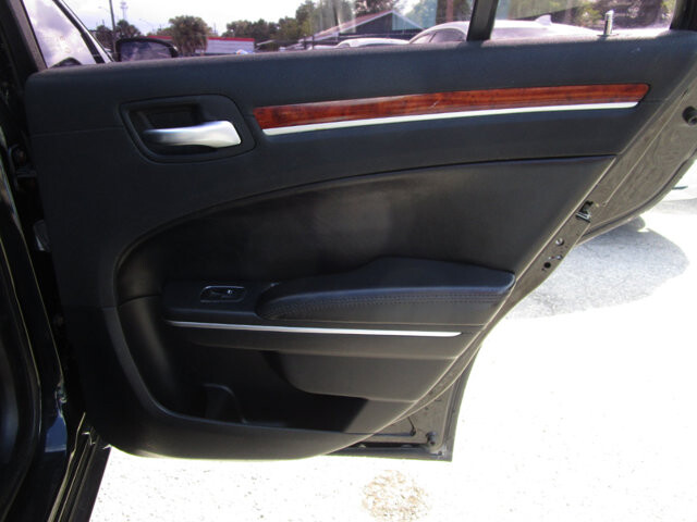 2013 Chrysler 300 in Tampa, FL 33604-6914 - 2244799 44