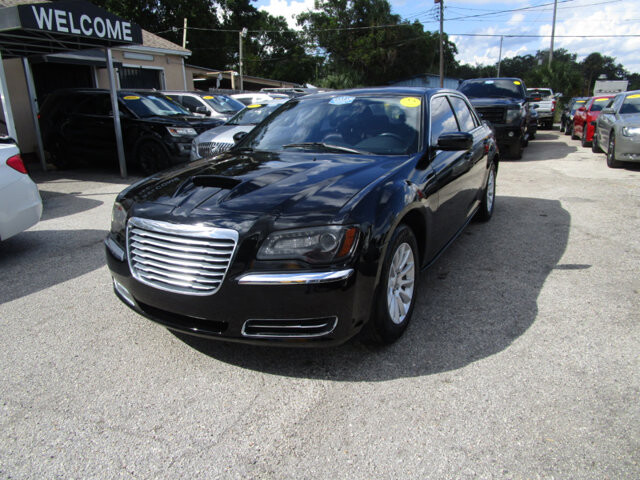 2013 Chrysler 300 in Tampa, FL 33604-6914 - 2244799 31