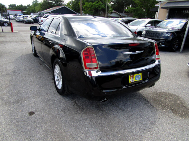 2013 Chrysler 300 in Tampa, FL 33604-6914 - 2244799 28