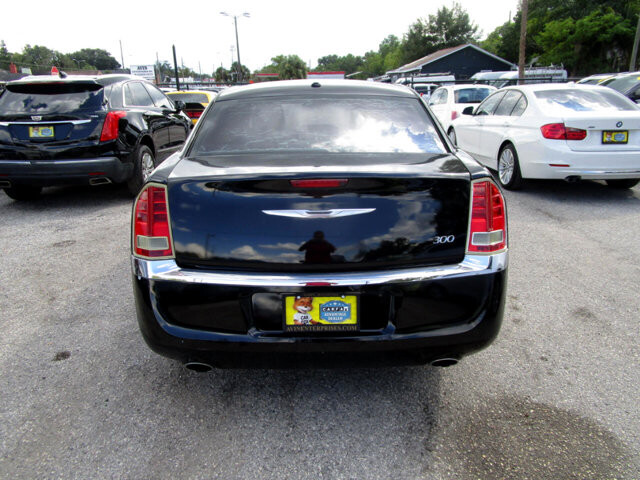 2013 Chrysler 300 in Tampa, FL 33604-6914 - 2244799 22