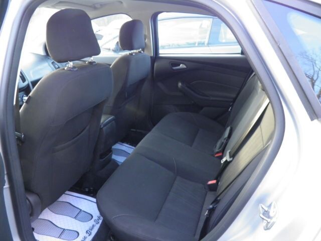2016 Ford Focus in Barton, MD 21521 - 2280467 3